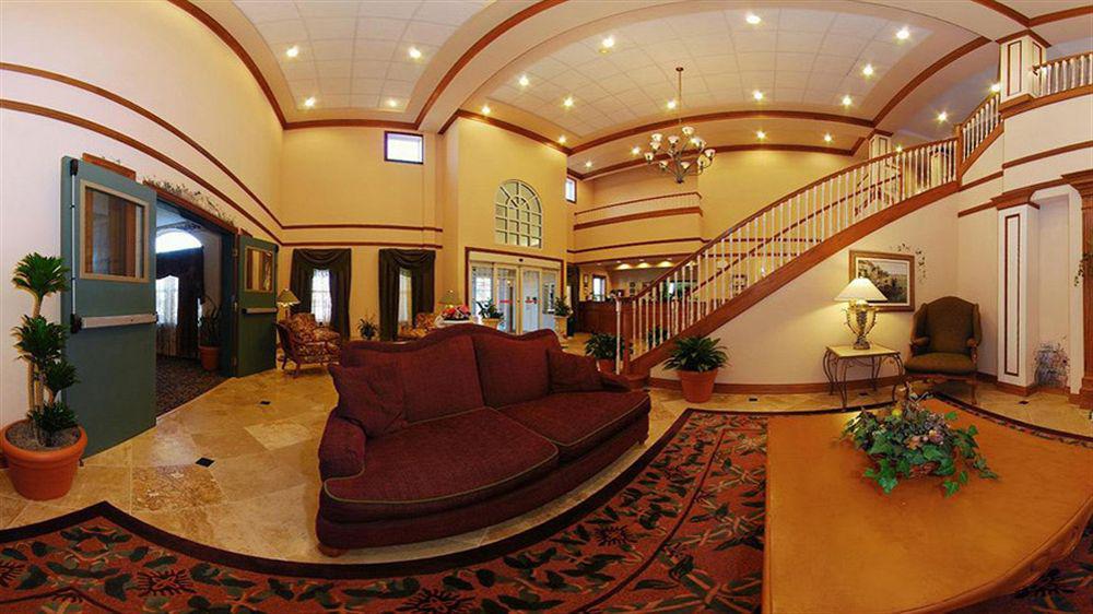 פרמרס בראנץ' Econo Lodge Airport I-35 North מראה חיצוני תמונה